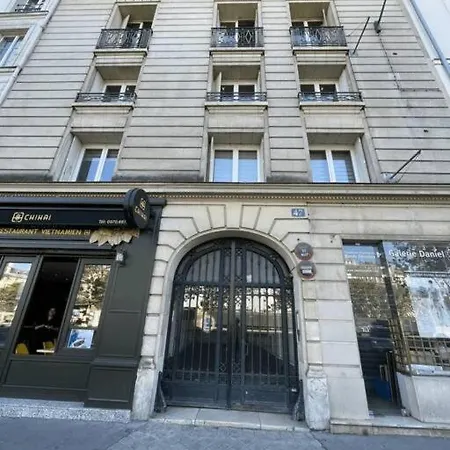 Nice Flat In Face To Seine River Apartment *